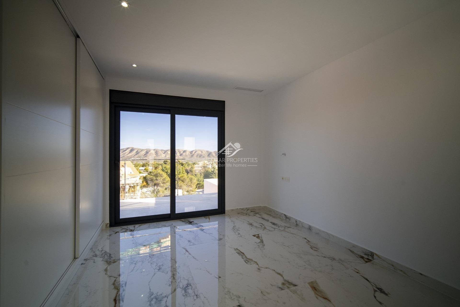 New build - Villa - La Nucia - Urb. Don Mar
