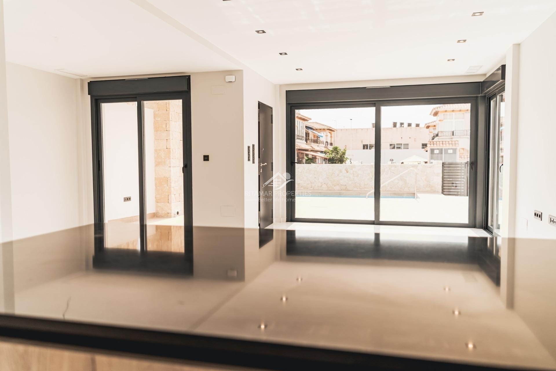 New build - Villa - Orihuela Costa - Punta Prima