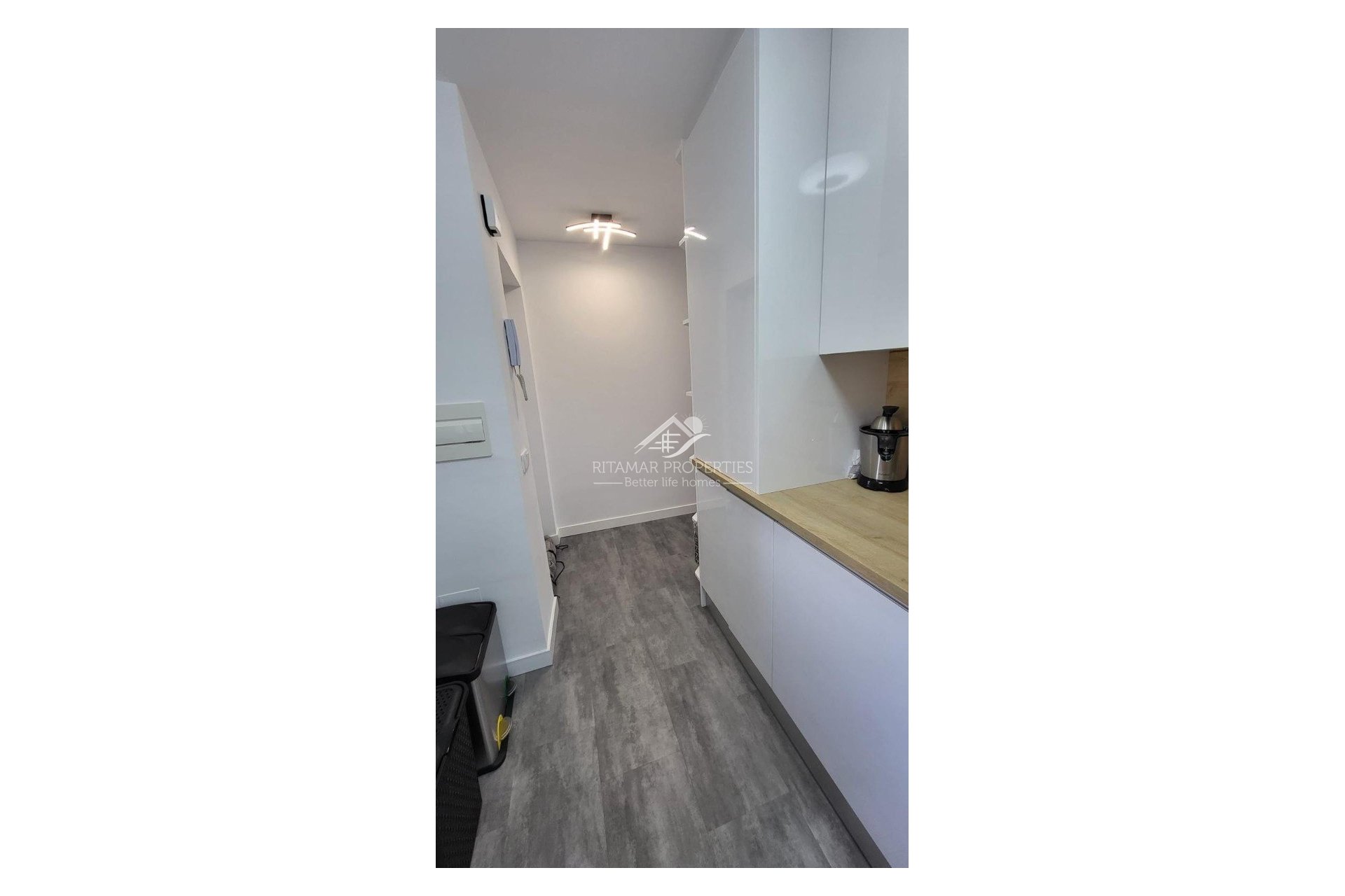 Resale - Apartment - Torrevieja - La Mata