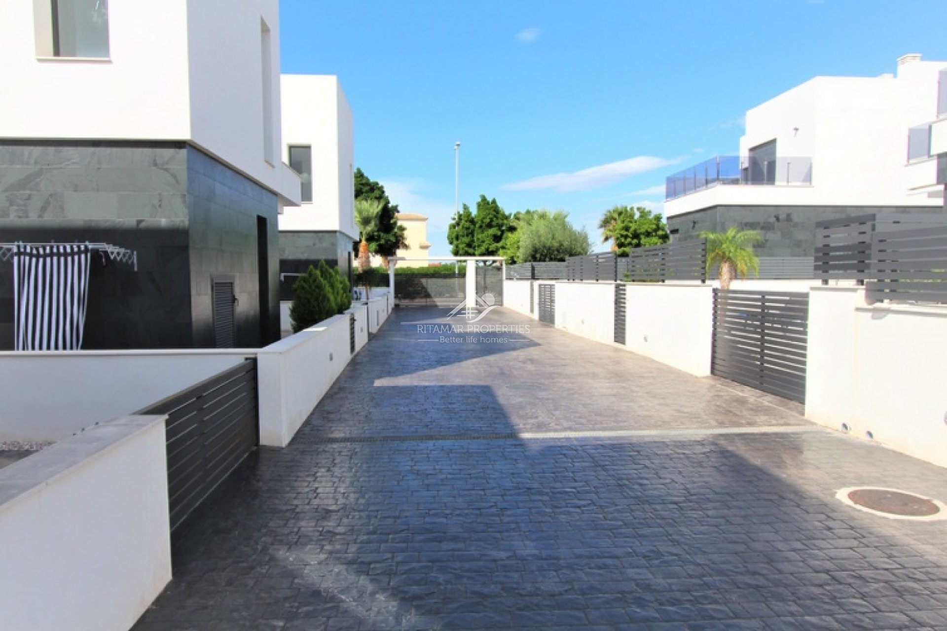 Resale - Villa - Guardamar del Segura - El Raso