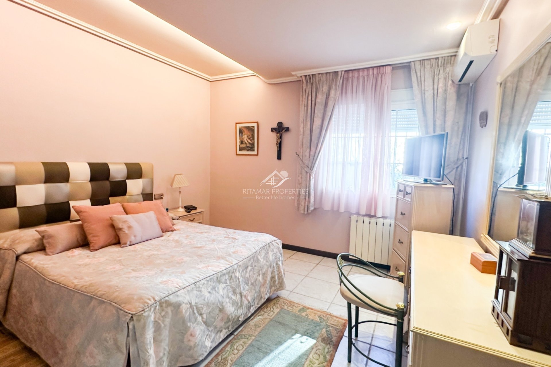 Resale - Villa - La Mata