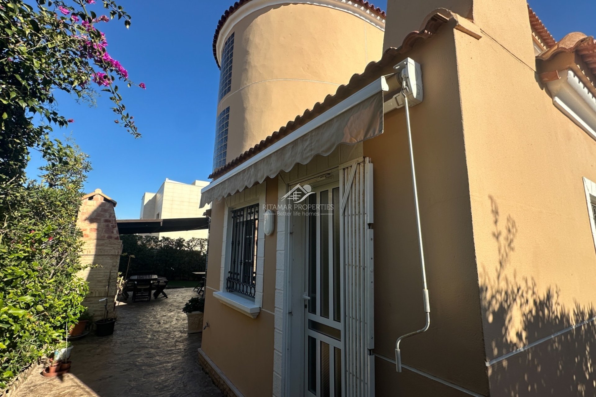 Resale - Villa - La Mata