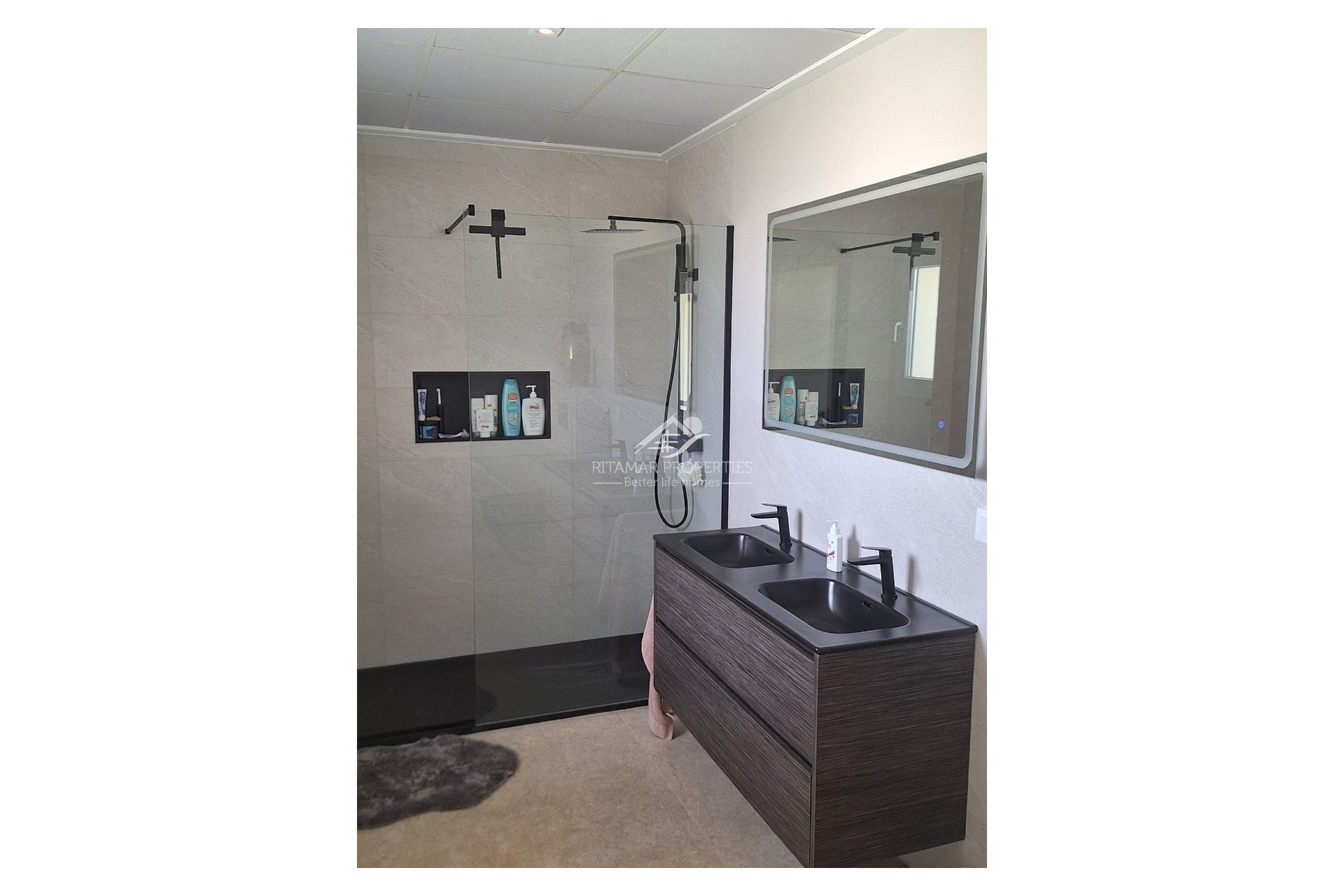 Resale - Villa - Pinoso