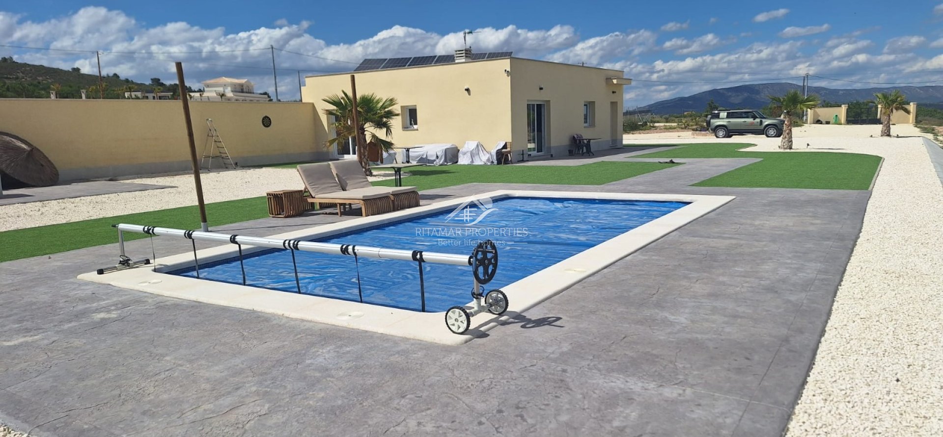 Resale - Villa - Pinoso