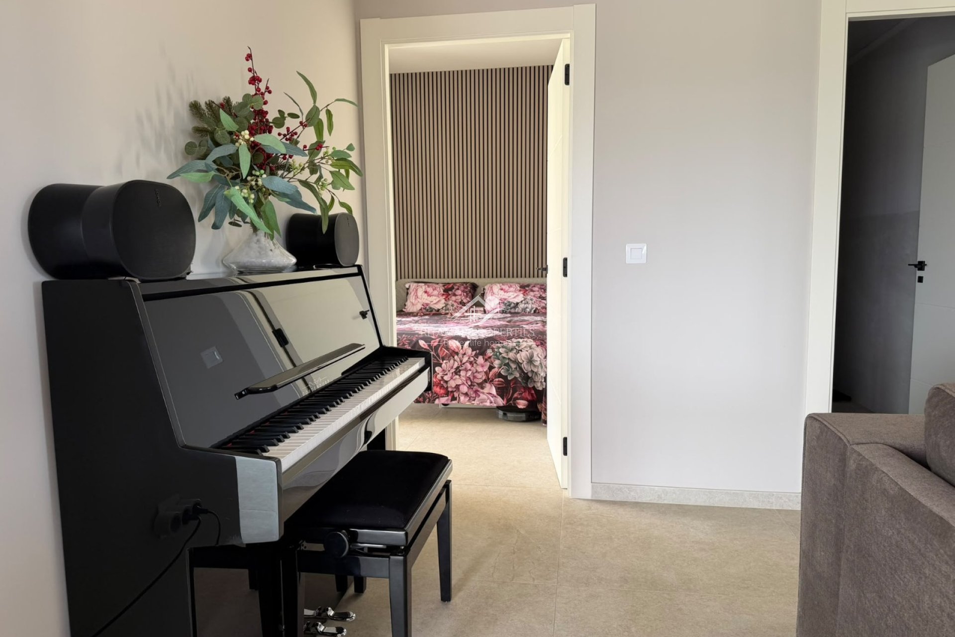 Resale - Villa - Pinoso