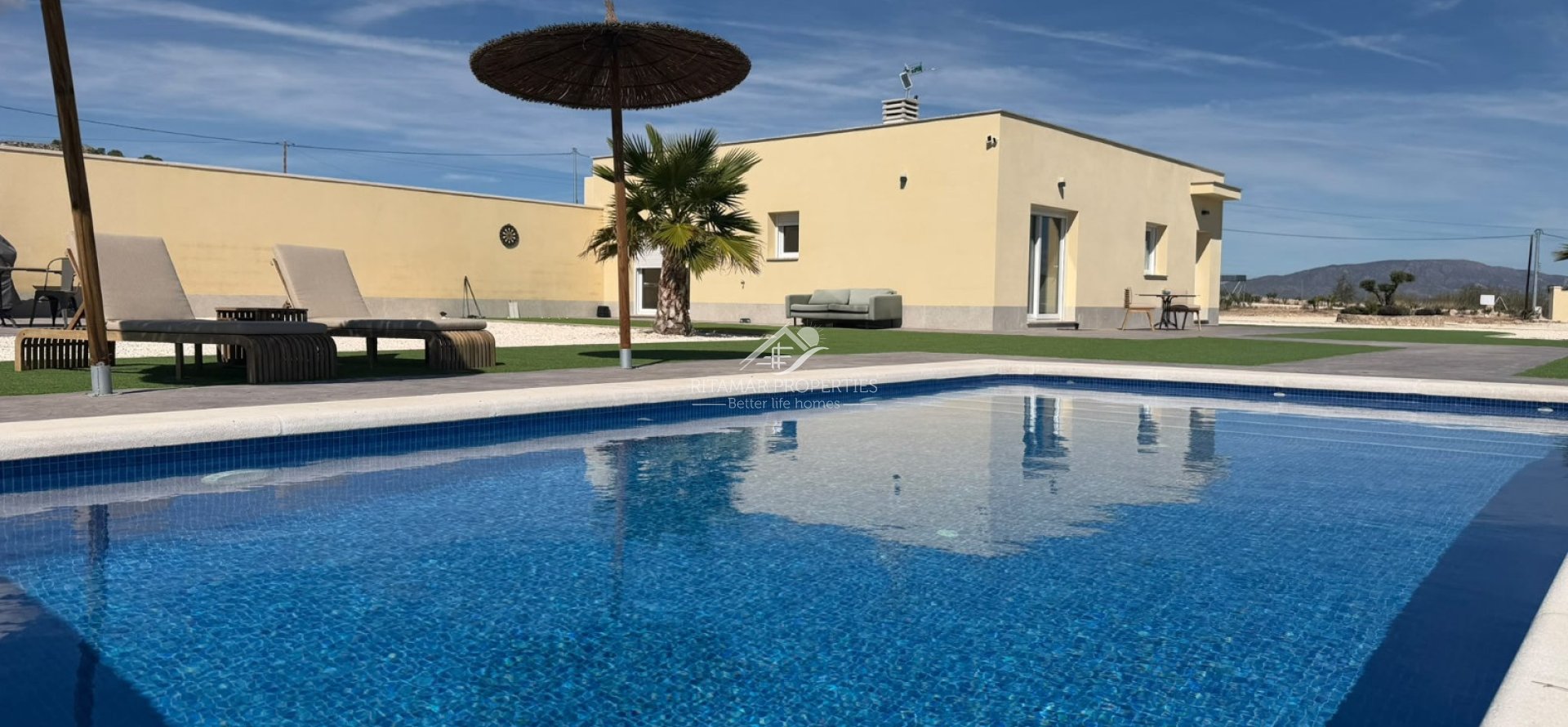 Resale - Villa - Pinoso