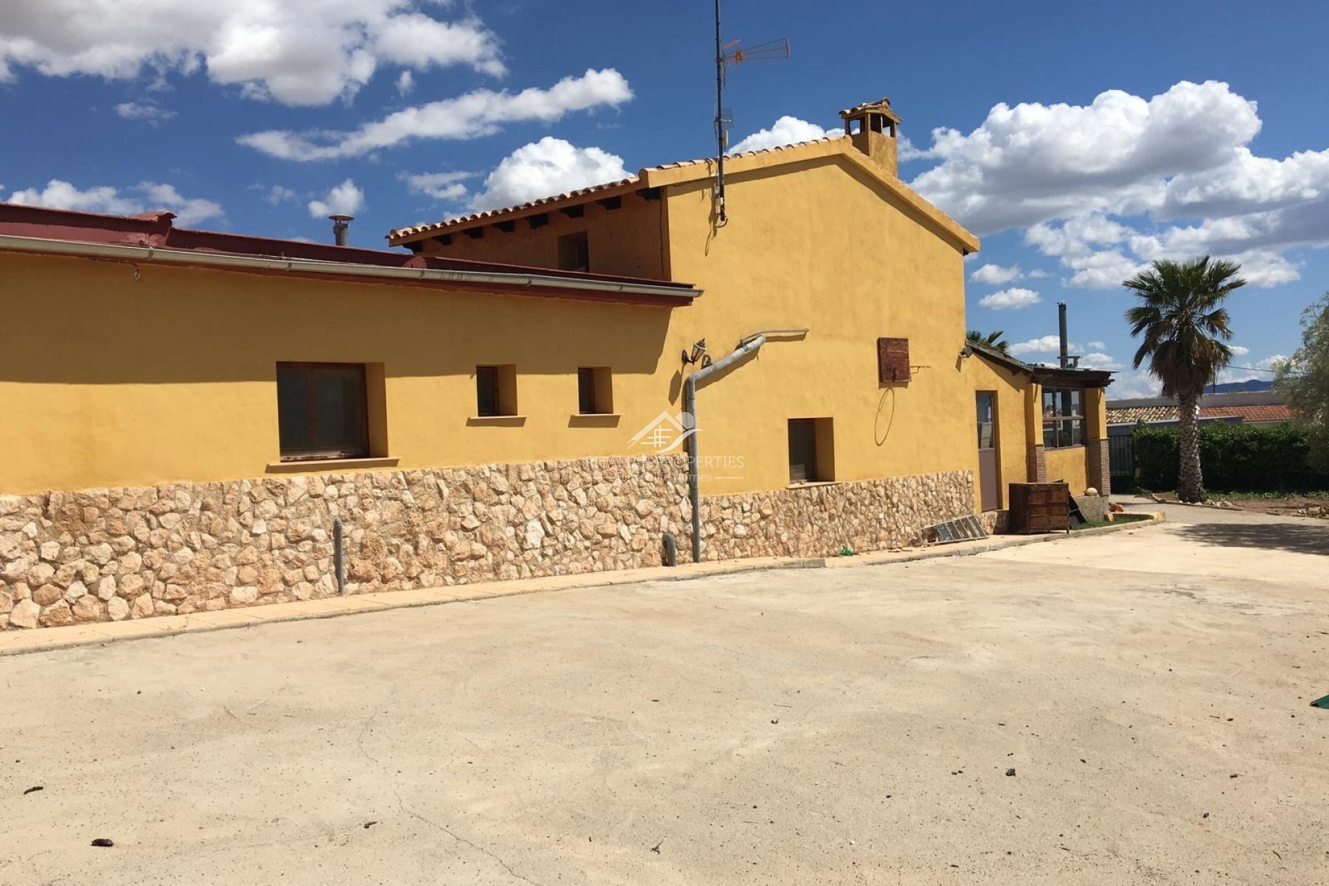 Reventa - Villa - Pinoso