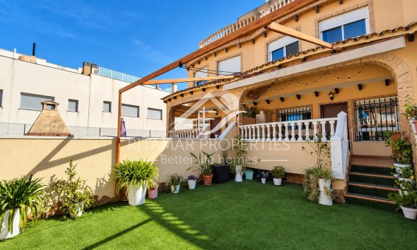 Townhouse - Wederverkoop - Guardamar del Segura -
                Center - El Raso