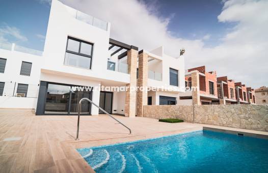 Villa · New build · Pilar de la Horadada · pueblo