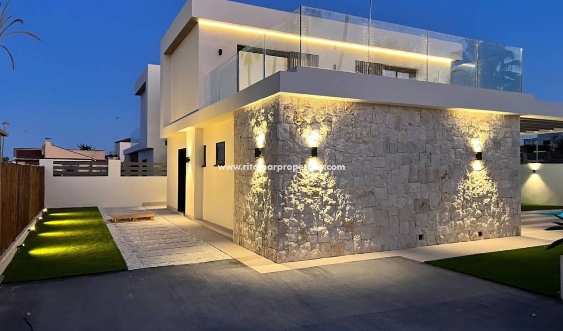 Obra Nueva - Villa - Orihuela Costa - La Zenia