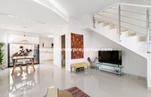  - Villa - Los Montesinos - La Herrada
