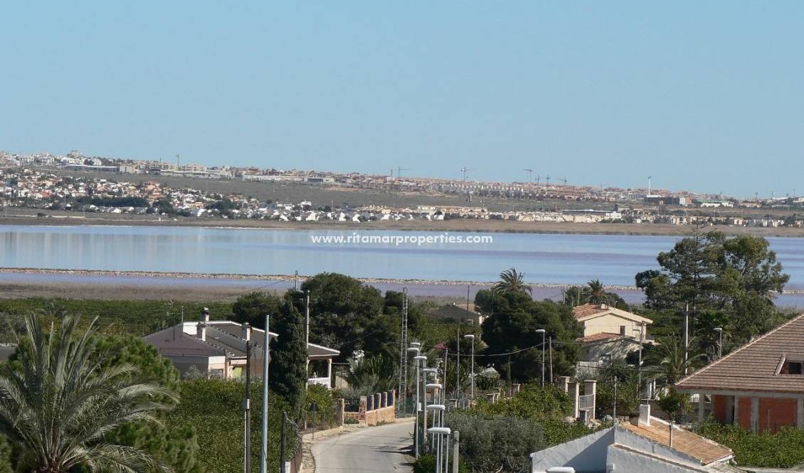  - Villa - Los Montesinos - La Herrada