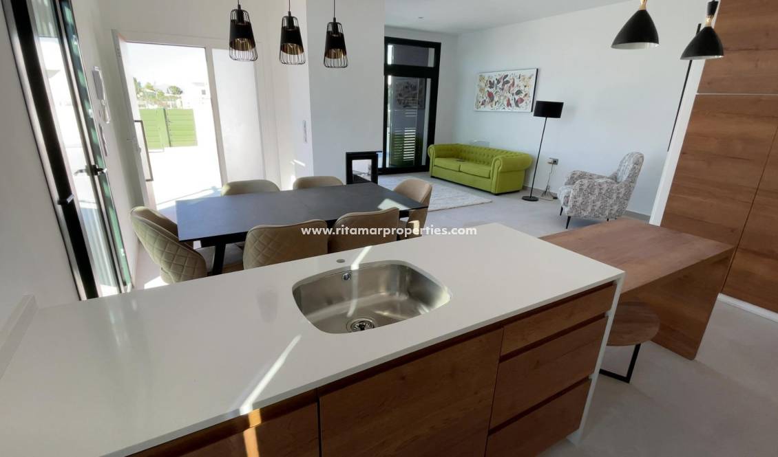  - Villa - Daya Nueva - Centro