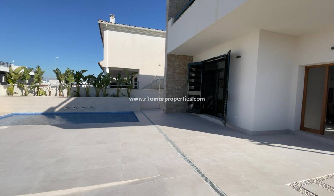  - Villa - Daya Nueva - Centro