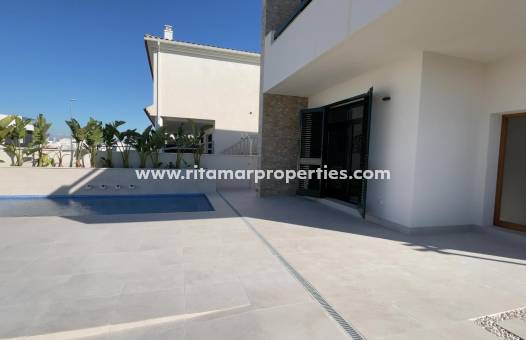  - Villa - Daya Nueva - Centro