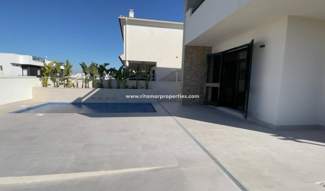  - Villa - Daya Nueva - Centro