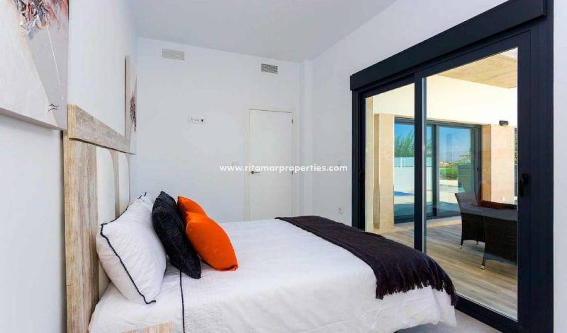  - Villa - Daya Nueva - Centro