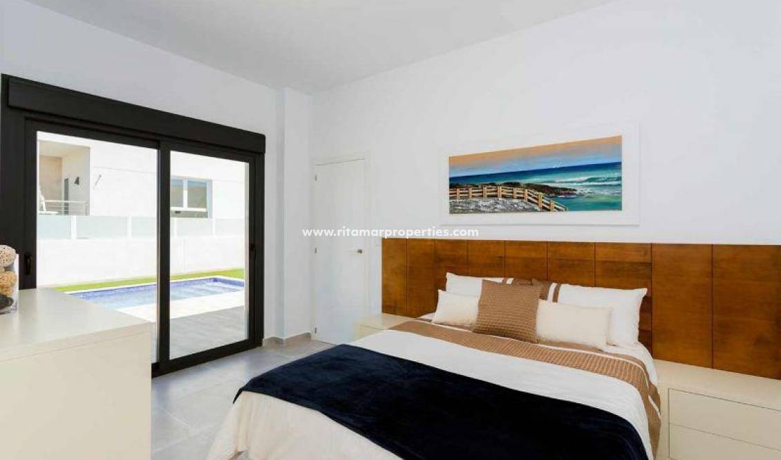 - Villa - Daya Nueva - Centro