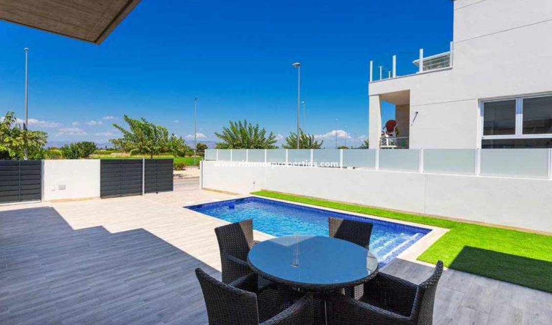  - Villa - Daya Nueva - Centro