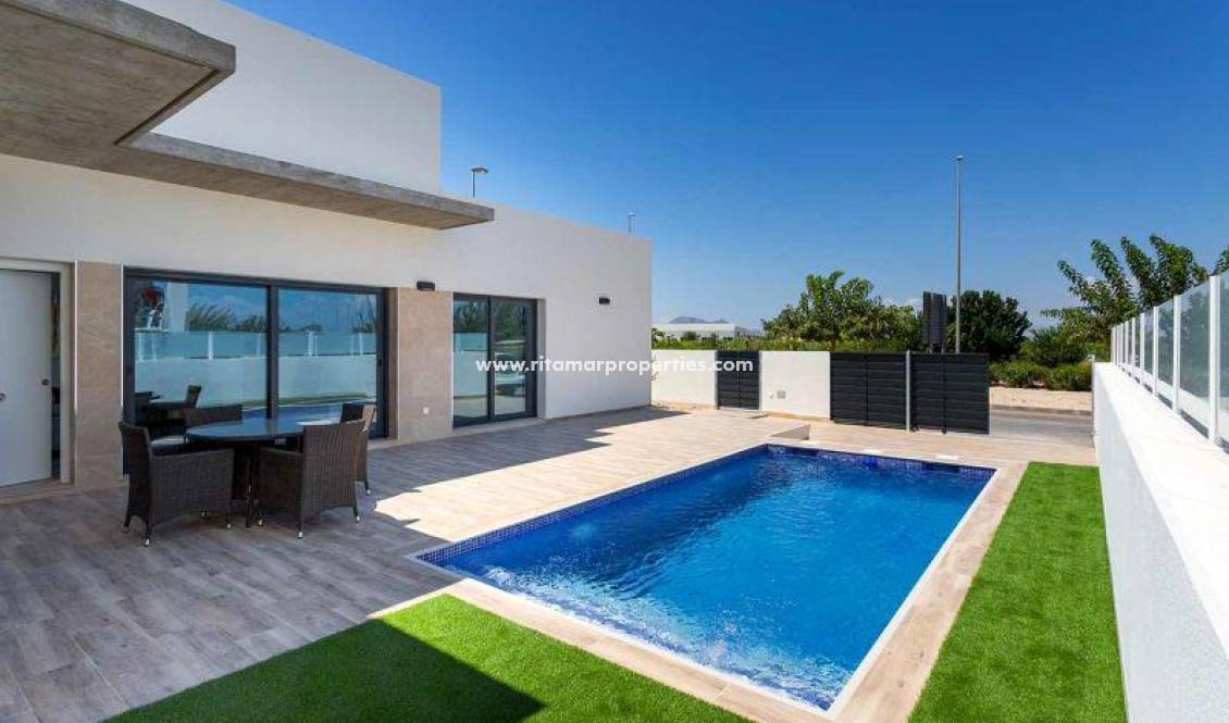  - Villa - Daya Nueva - Centro