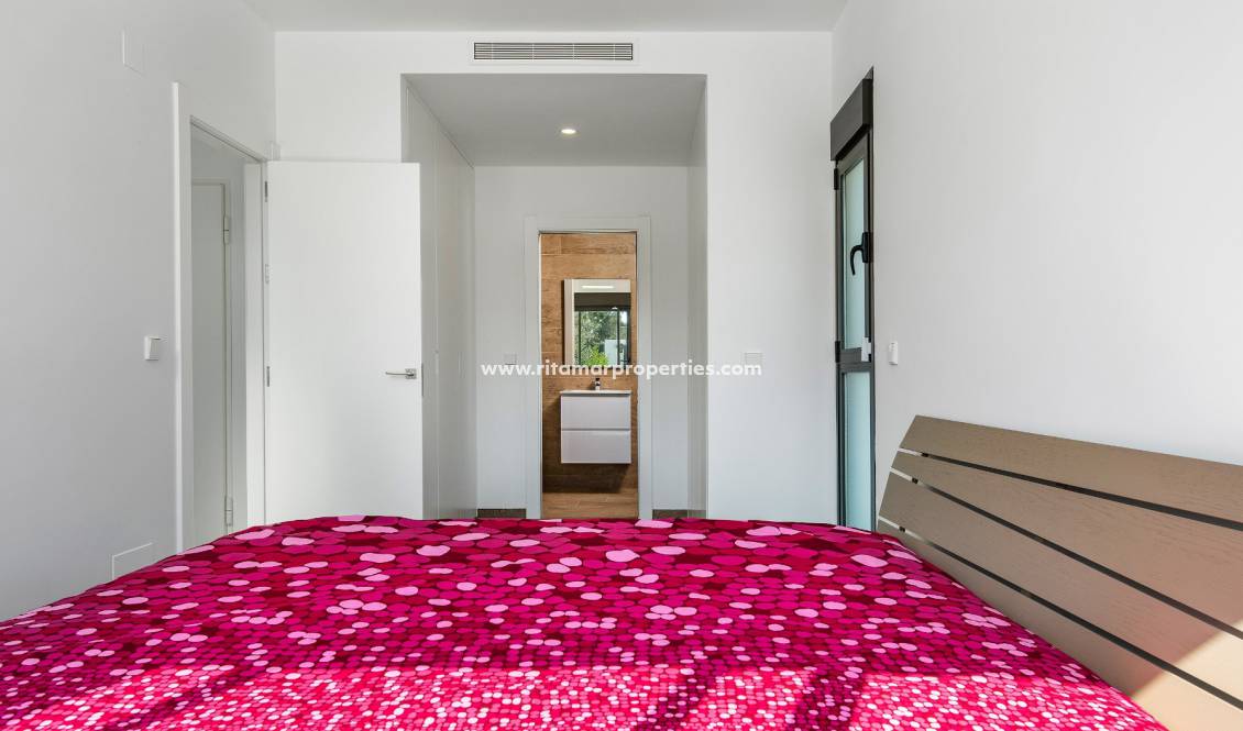 Obra Nueva - Villa - Pilar de la Horadada