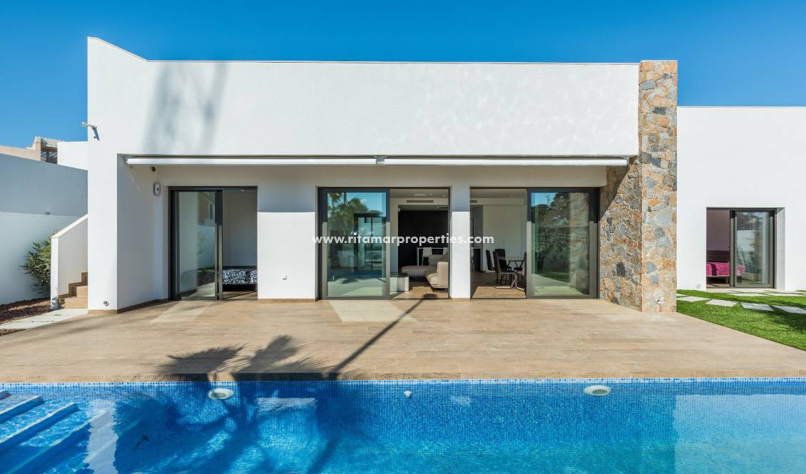 Obra Nueva - Villa - Pilar de la Horadada