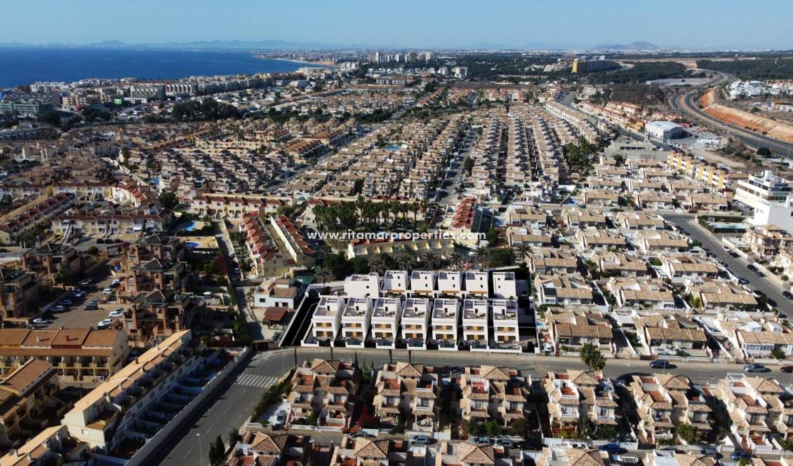  - Villa - Orihuela Costa - La Zenia