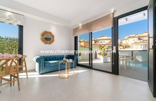  - Villa - Los Montesinos - La Herrada