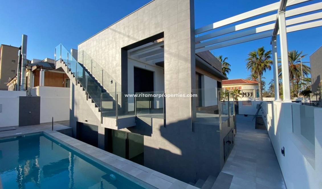  - Villa - Torrevieja - La Mata