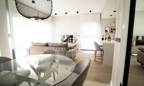 Nieuwbouw - Rijwoning - Orihuela Costa - Entre golf