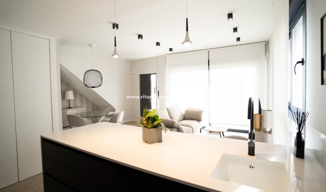 - Town House - Orihuela Costa - Entre golf