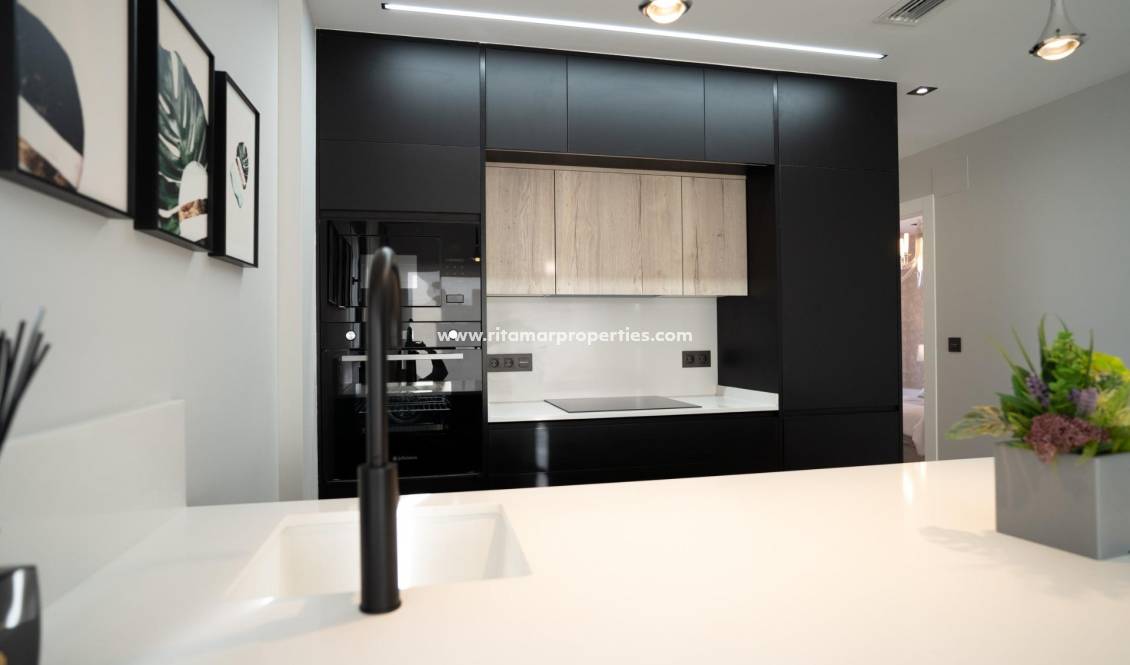  - Town House - Orihuela Costa - Entre golf