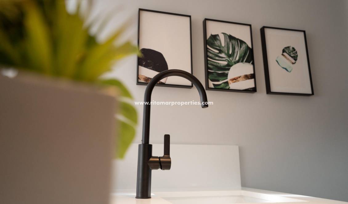  - Town House - Orihuela Costa - Entre golf
