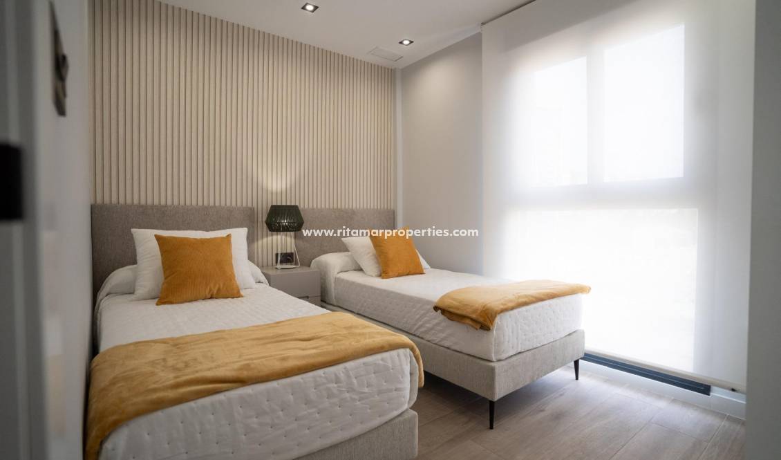  - Town House - Orihuela Costa - Entre golf