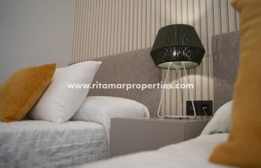  - Town House - Orihuela Costa - Entre golf