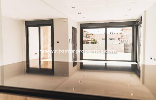  - Villa - Orihuela Costa - Punta Prima