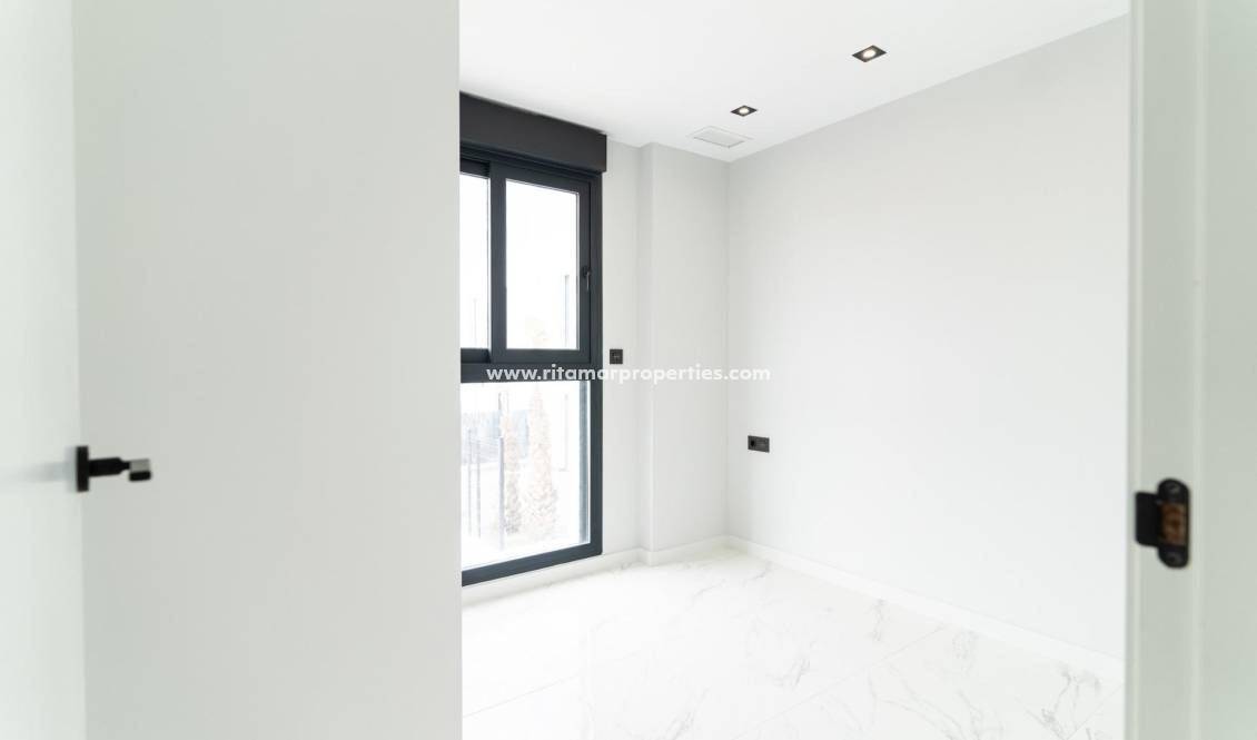  - Villa - Orihuela Costa - Punta Prima
