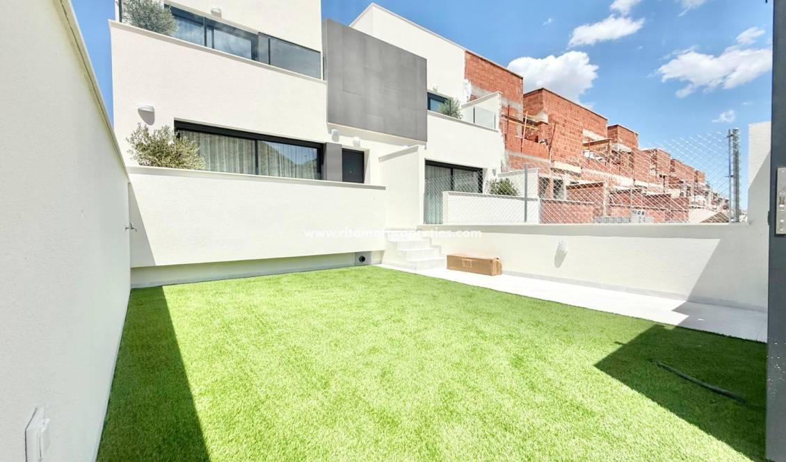 Obra Nueva - Town House - Cox - San Fernando
