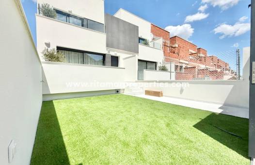 Town House - Nouvelle Construction - Cox - San Fernando