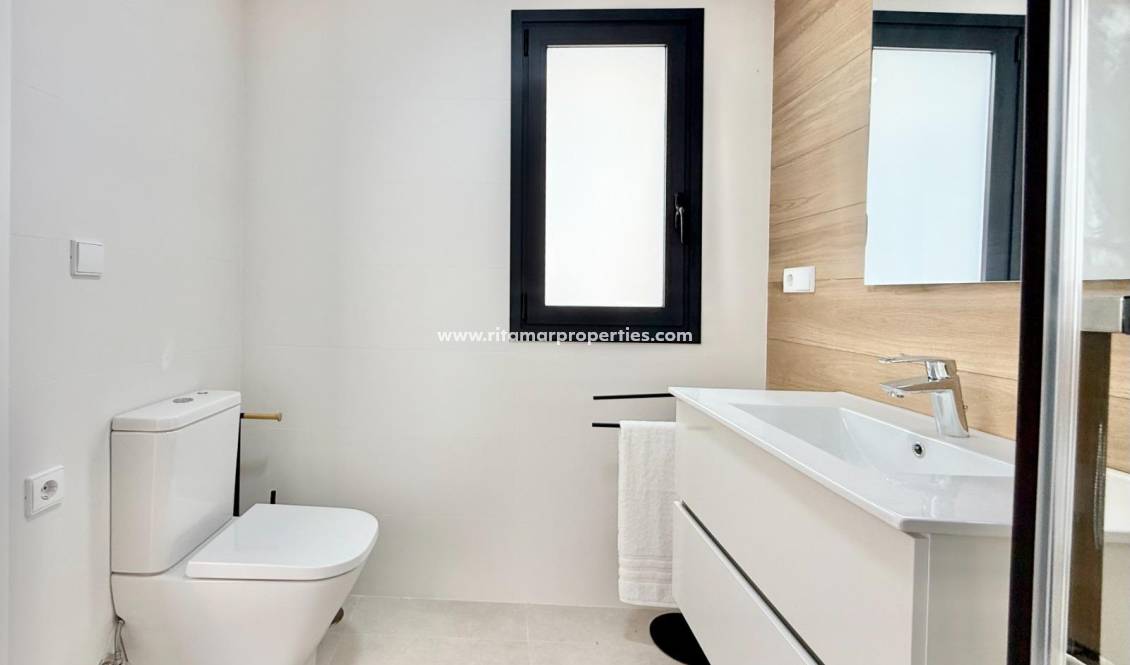Obra Nueva - Town House - Cox - San Fernando