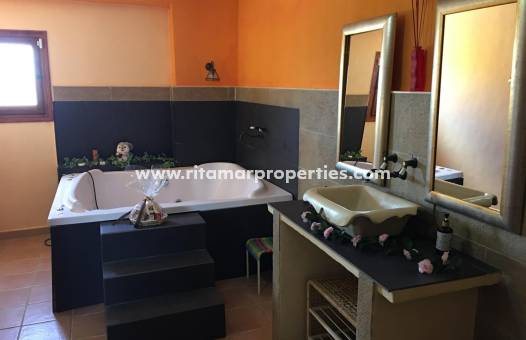 Reventa - Villa - Pinoso