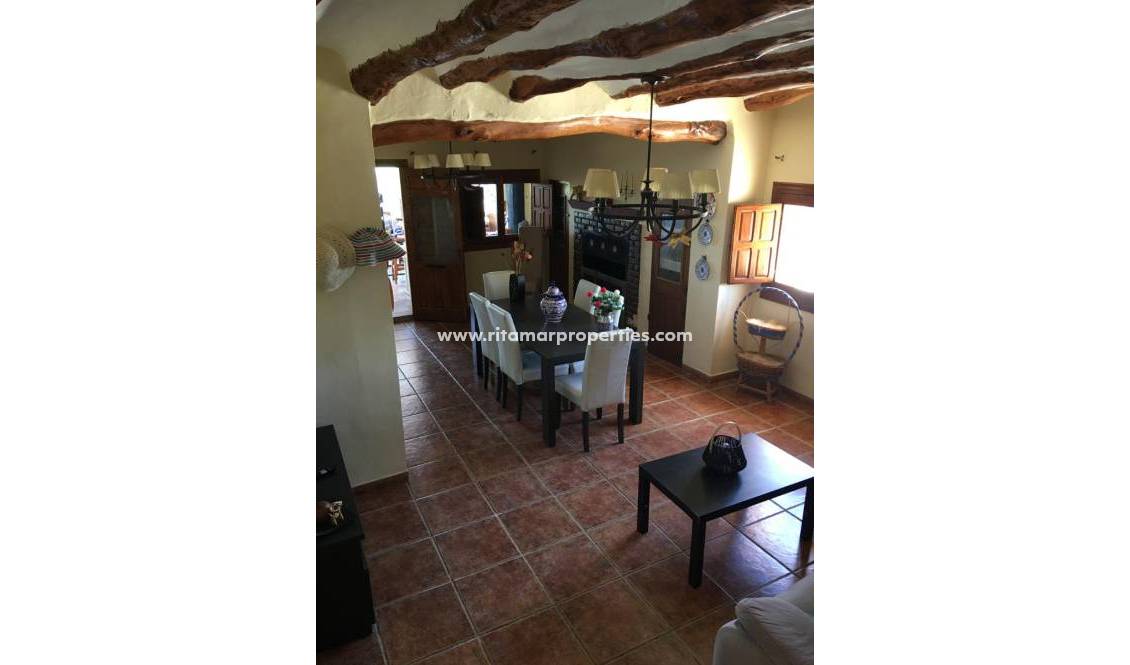 Reventa - Villa - Pinoso