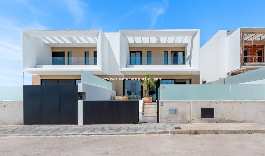  - Town House - Dolores - Sector 3
