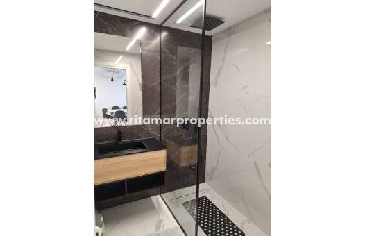 Sale - Penthouse - Guardamar del Segura - El Raso