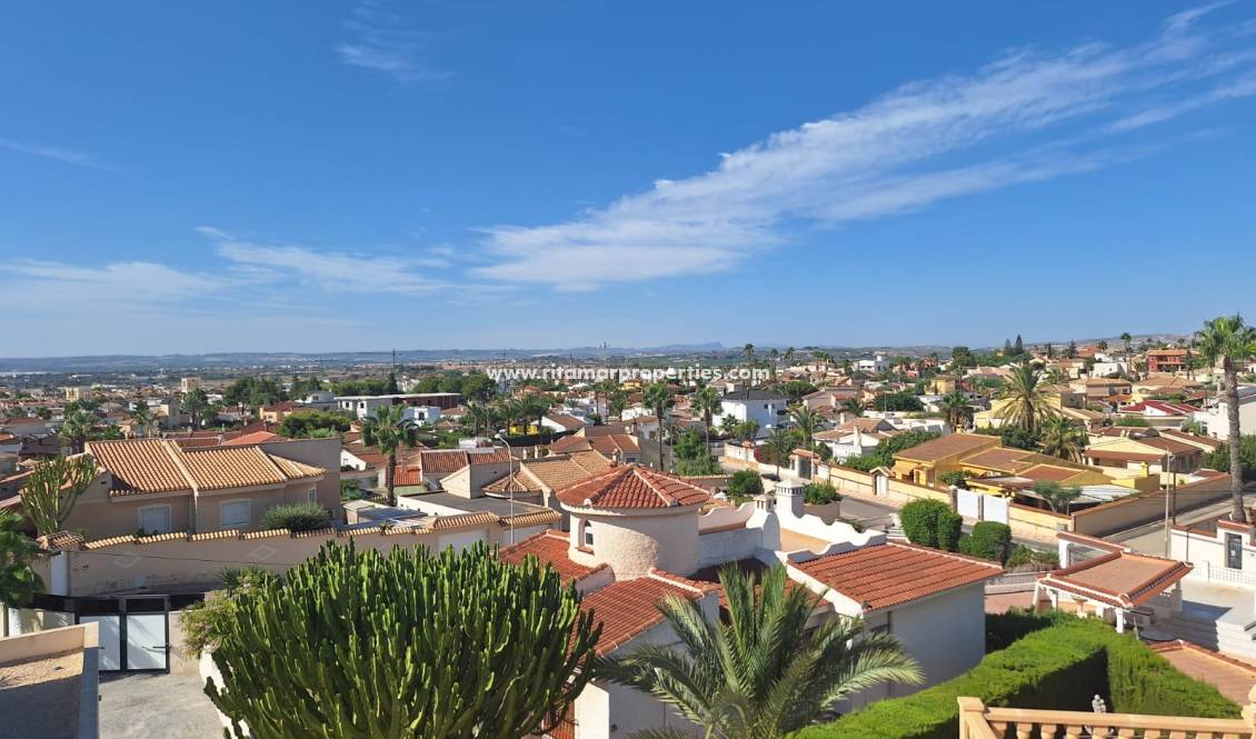 Reventa - Villa - Ciudad Quesada