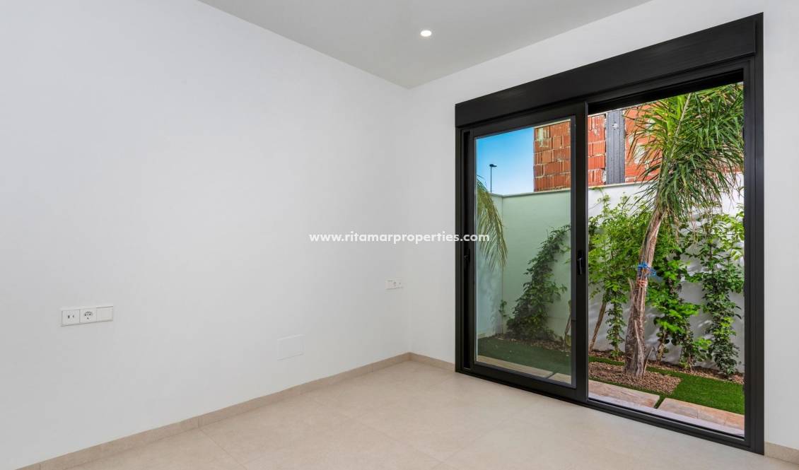 Neubau - Bungalow - Pilar de la Horadada - Parque del Mediterraneo