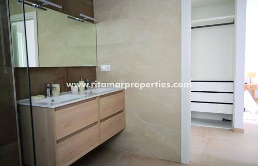 Neubau - Villa - Dolores - polideportivo