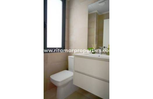 Neubau - Villa - Dolores - polideportivo