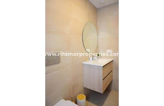 Neubau - Villa - Dolores - polideportivo