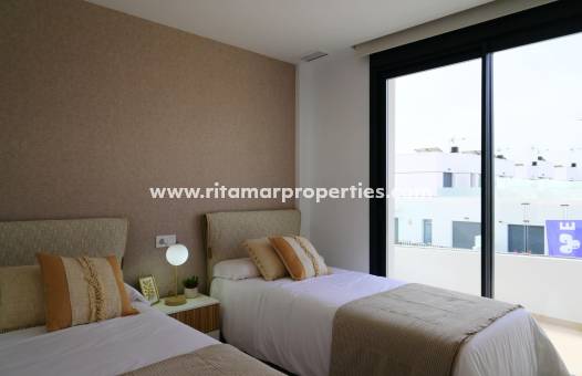 Neubau - Villa - Dolores - polideportivo